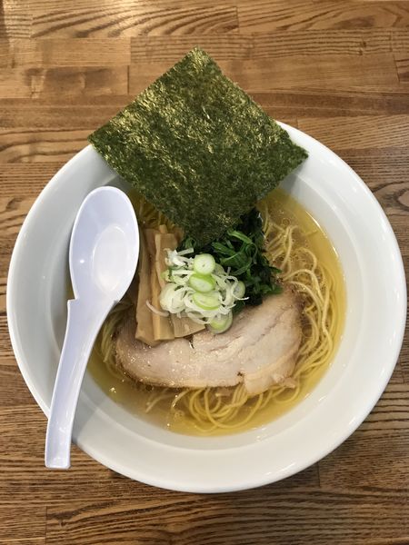 「中華そば 塩」@らあめん 万咲 松本店の写真