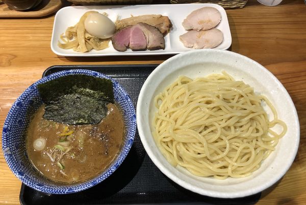 「つけ麺 全部のせ 中盛」@つけめん・らーめん・煮干そば 金狼の写真