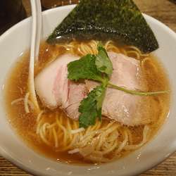 平子煮干そば 850円