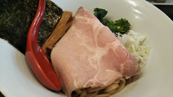 「佐助豚の油そば（限定、770円）」@雨ニモマケズの写真