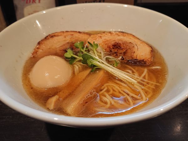 「味玉煮干そば(TOPチャーシュー)」@煮干しそば 虎愼 八幡山店の写真