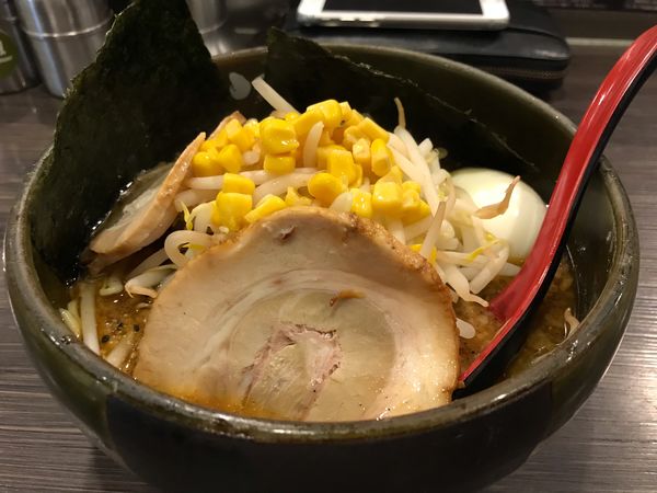 「特みそこつてりラーメン900」@ど・みそ 町田店の写真