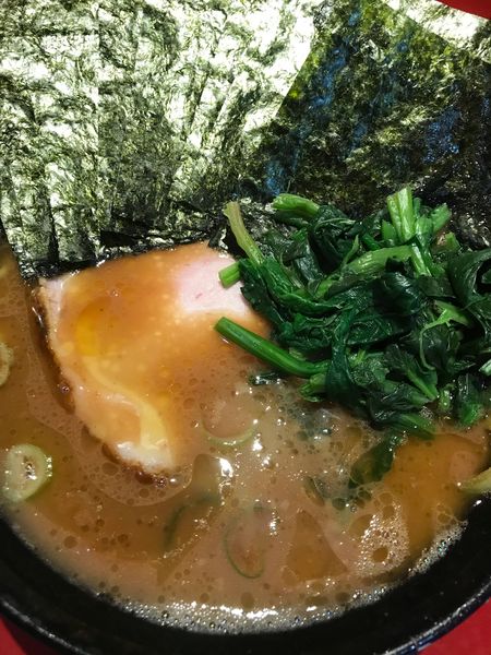 「ラーメン(750円)+のり(100円)」@厚木家の写真