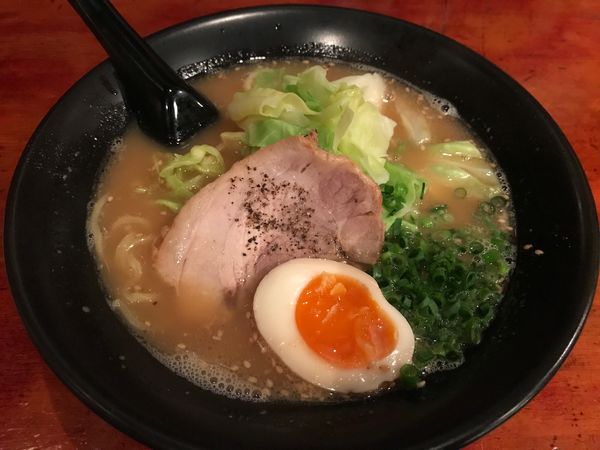 「醤油らーめん　869円」@居食屋 みやさかの写真