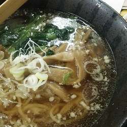 醤油ラーメン&半炒飯ランチ 580円（だったかな）