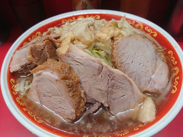 「大豚 烏龍茶」@ラーメン二郎 上野毛店の写真