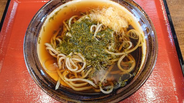 「ぎばさそば　６００円」@立ち喰い蕎麦 絃の写真