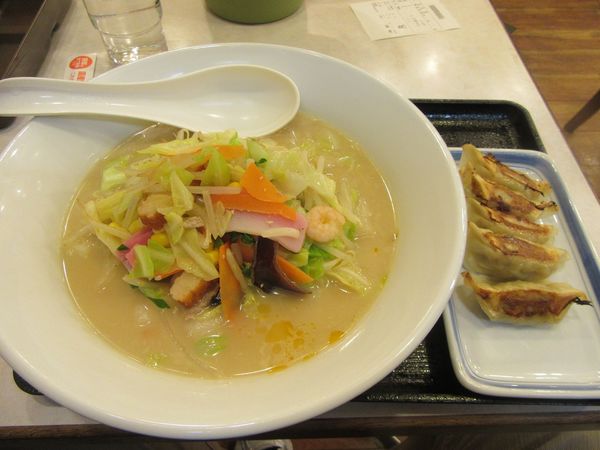 「長崎ちゃんぽんAセット麺２倍（９１３円）」@長崎ちゃんぽん リンガーハット 茨城牛久店の写真