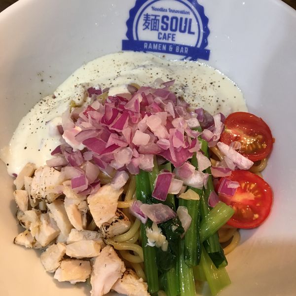 「【11月限定】ガーリッククリームチーズ潮油そば」@麺SOUL CAFEの写真