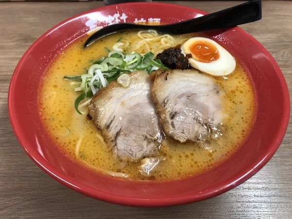 「えび豚骨塩ラーメン 大盛」@エビ豚骨拉麺 春樹 代々木店の写真