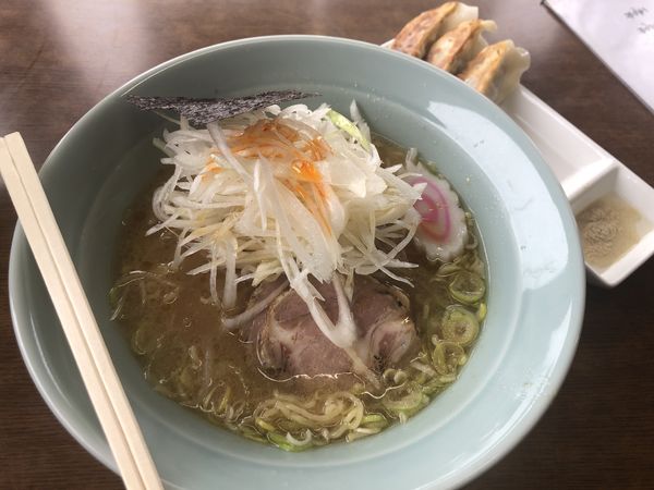 「Aランチ(ラーメン・チャーハン・ギョウザ)ネギ増し」@煖煖亭の写真