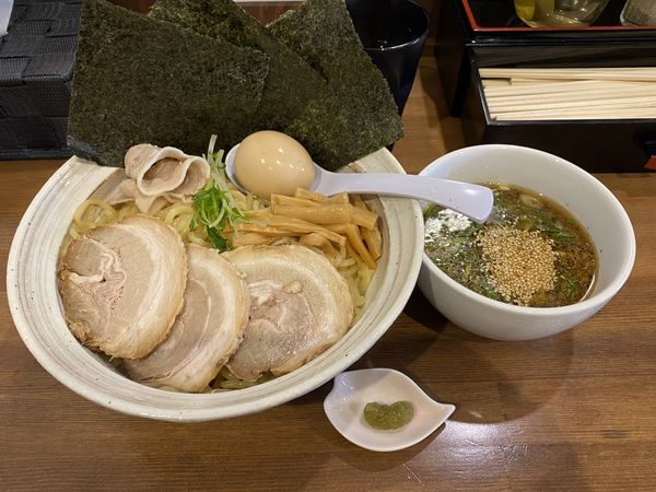 「こく旨つけ麺全部のせ1100円＋麺増量100円」@らぁめん 麺彩家の写真
