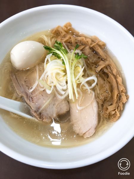 「味玉鶏塩拉麺(900円)」@麺屋 心羽の写真