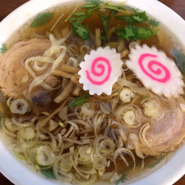 「ラーメン（アブラ多め）600円（税抜）」@ラーメン雅の写真