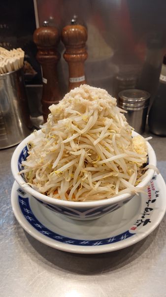 「油そば  野菜マシ  ニンニク  油」@らーめん大 大森店の写真