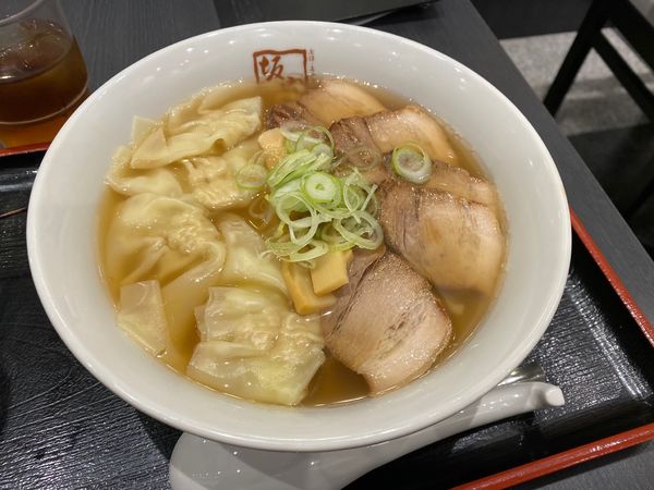 「2/15 喜多方ワンタンラーメン880円」@喜多方ラーメン 坂内 戸塚店の写真