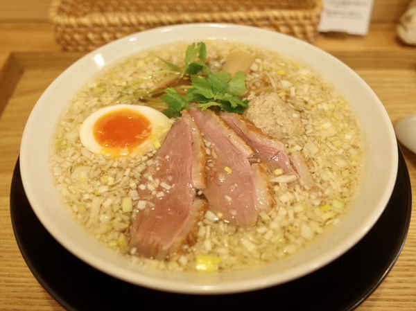 「鴨ねぎ霰そば １玉…1500円」@麺屋 さくらの写真