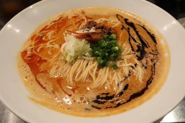「海老寿久担々麺　1,000円（追いリゾ付）」@麺屋 愛心 TOKYO 町屋店の写真