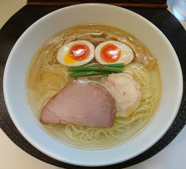 「味玉塩らぁ麺」@麺や金時の写真