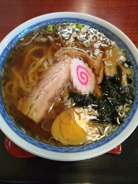 「らーめん 550円 半チャーハン 350円」@金来の写真