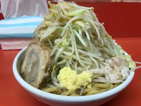 「ラーメン中盛り　全マシ」@らー麺 ぶたのジョーの写真