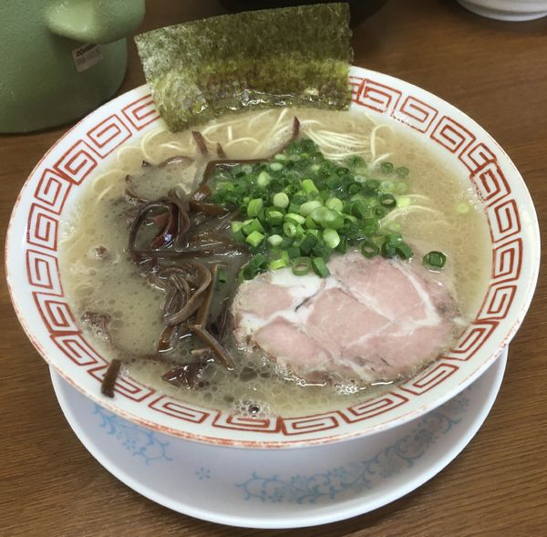 「ラーメン(650¥＋替え玉100¥)」@博多長浜らーめんもりやの写真