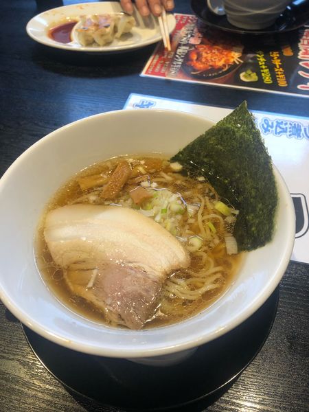 「中華そば醤油　590円　半チャーハン280円」@いっちゃん亭の写真