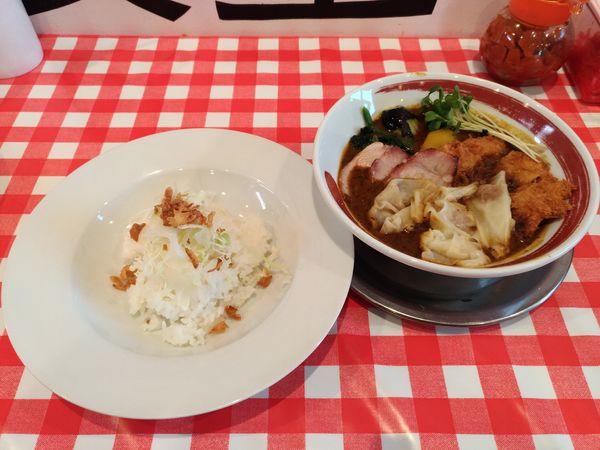 「気まぐれ限定 魚介ベースのスープカレー」@ぬーじボンボン ニュータイプの写真