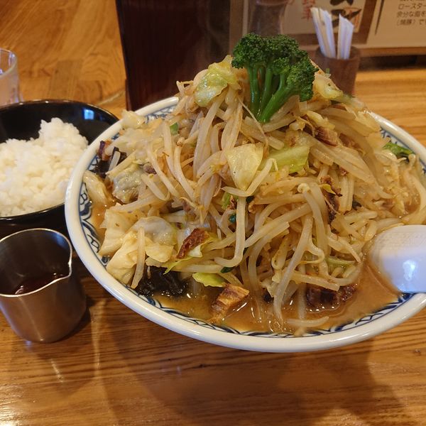 「四川みそ950円、半ライス100円」@イタリア軒 清水店の写真