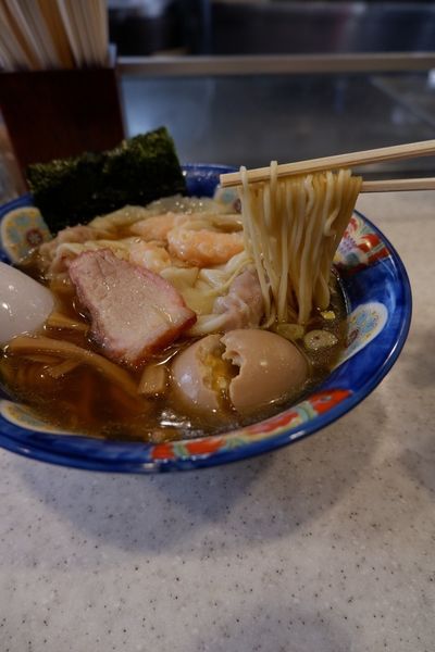 「ミックスワンタン麺  1200円➕卵  100円」@たんたん亭の写真