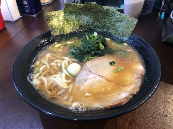 「醤油ラーメン　700円」@豚骨らーめん道の写真