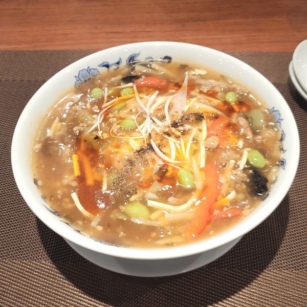 「酸辣湯麺＋サービスライス＋お試し麻婆豆腐小鉢」@中華バル  麻辣チャオの写真