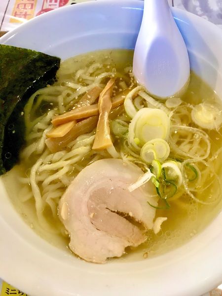 「正油らーめんのランチセット870円税込」@本家熊谷らーめん 梅丸 上之総本店の写真