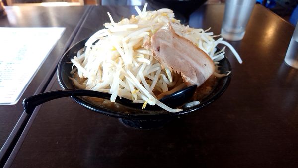 「濃厚G郎麺 野菜増し ニンニク抜き」@六代目 麺処「まるは」極 西船橋店の写真