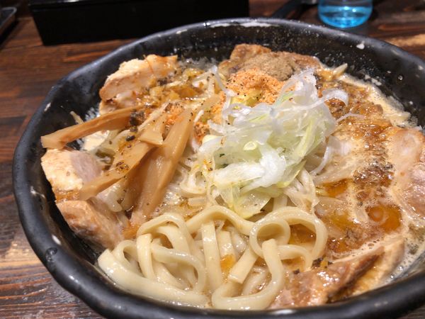 「海老香味ラーメン 900円 チャー増し 250円」@麺や 蒼 AOIの写真