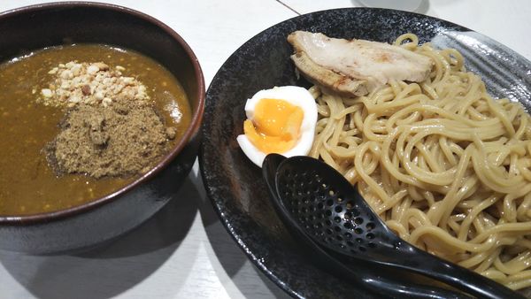 「濃厚カレーつけ麺（限定、830円）」@蒙古タンメン 中本 東池袋店の写真