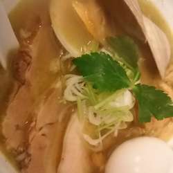 味玉貝塩拉麺　1000円