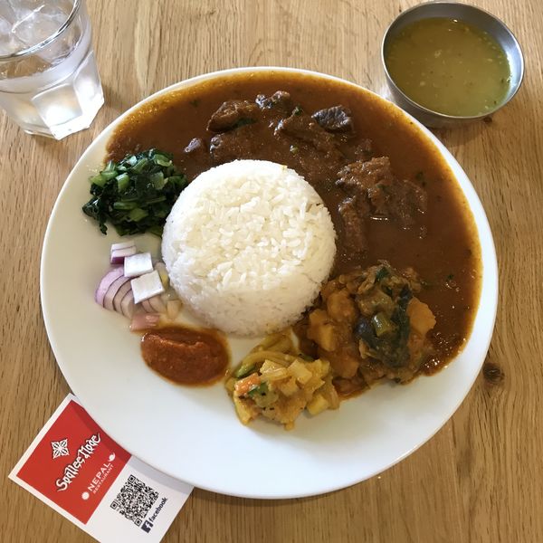 「ダルバート(マトン)」@え 町田なのに ネパール餃子酒場 そるてぃの写真