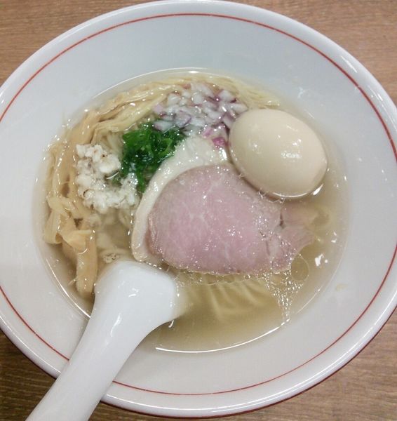 「【限定】味玉鯛塩らぁ麺　９００円」@麺処 琥珀の写真