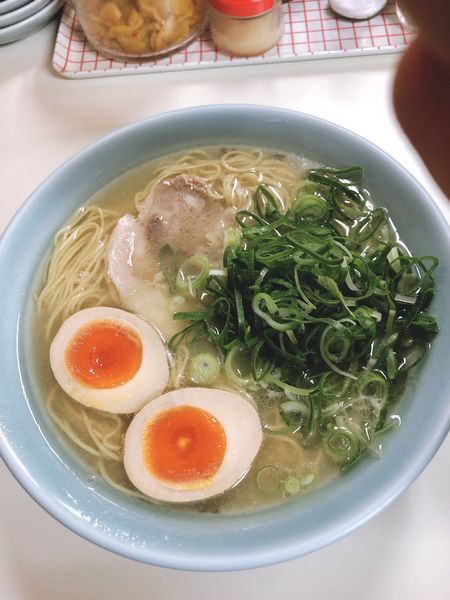 「味玉ラーメン」@昭和福一ラーメン 博多駅前店の写真