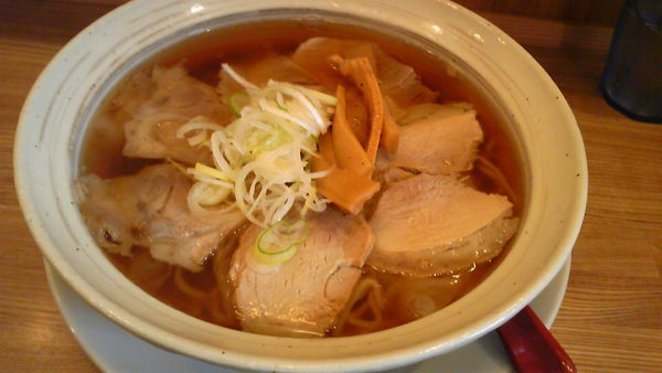 「チャーシューワンタンメン980円」@ワンタンメンの満月 三鷹店の写真