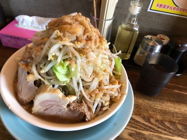 「ラーメン300g  780円　野菜増し　脂増し」@高木のぶぅの写真