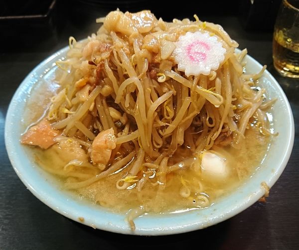 「ラーメン(麺半分、850円)」@自家製麺 No11の写真