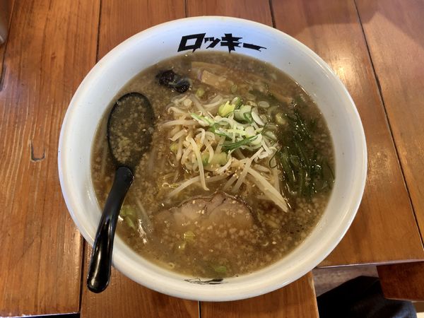 「醤油ラーメン」@ロッキー 大網店の写真