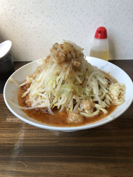 「野菜アブラからめニンニク少なめ」@ラーメン寿々㐂の写真