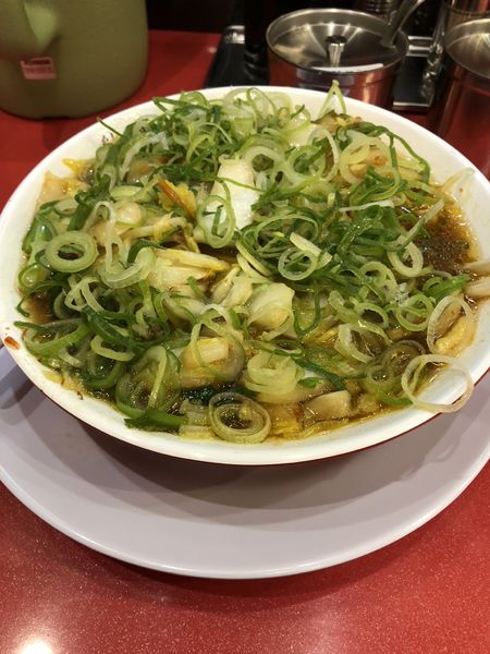 「彩華ラーメンネギトッピング」@彩華ラーメン 八幡店の写真