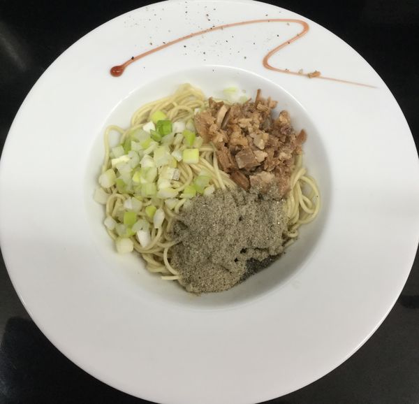 「煮干中華そば（NORMAL）800円＋追い玉 200円」@煮干中華そば のじじR 我孫子店の写真