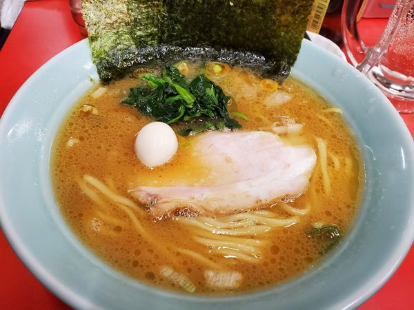 「醤油ラーメン並全部普通700円」@壱六家 上大岡店の写真