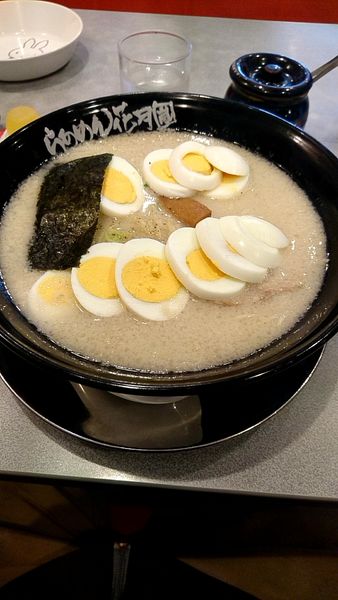 「嵐げんこつラーメン塩720円大盛180円」@らあめん花月嵐 大森東口店の写真