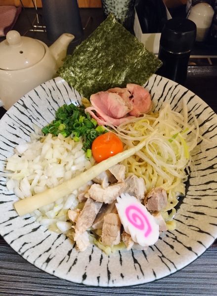 「濃厚玉子と比内地鶏の油そば」@麺匠えにしの写真